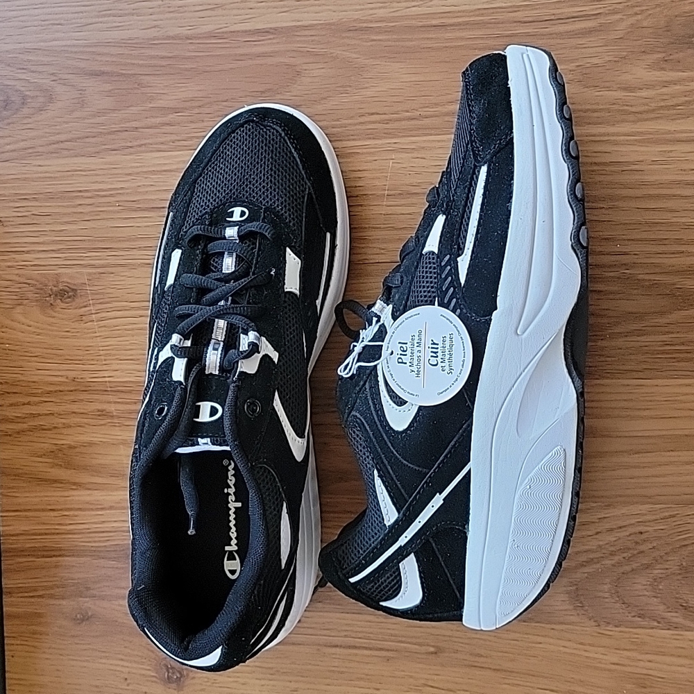 Champion Sneakers